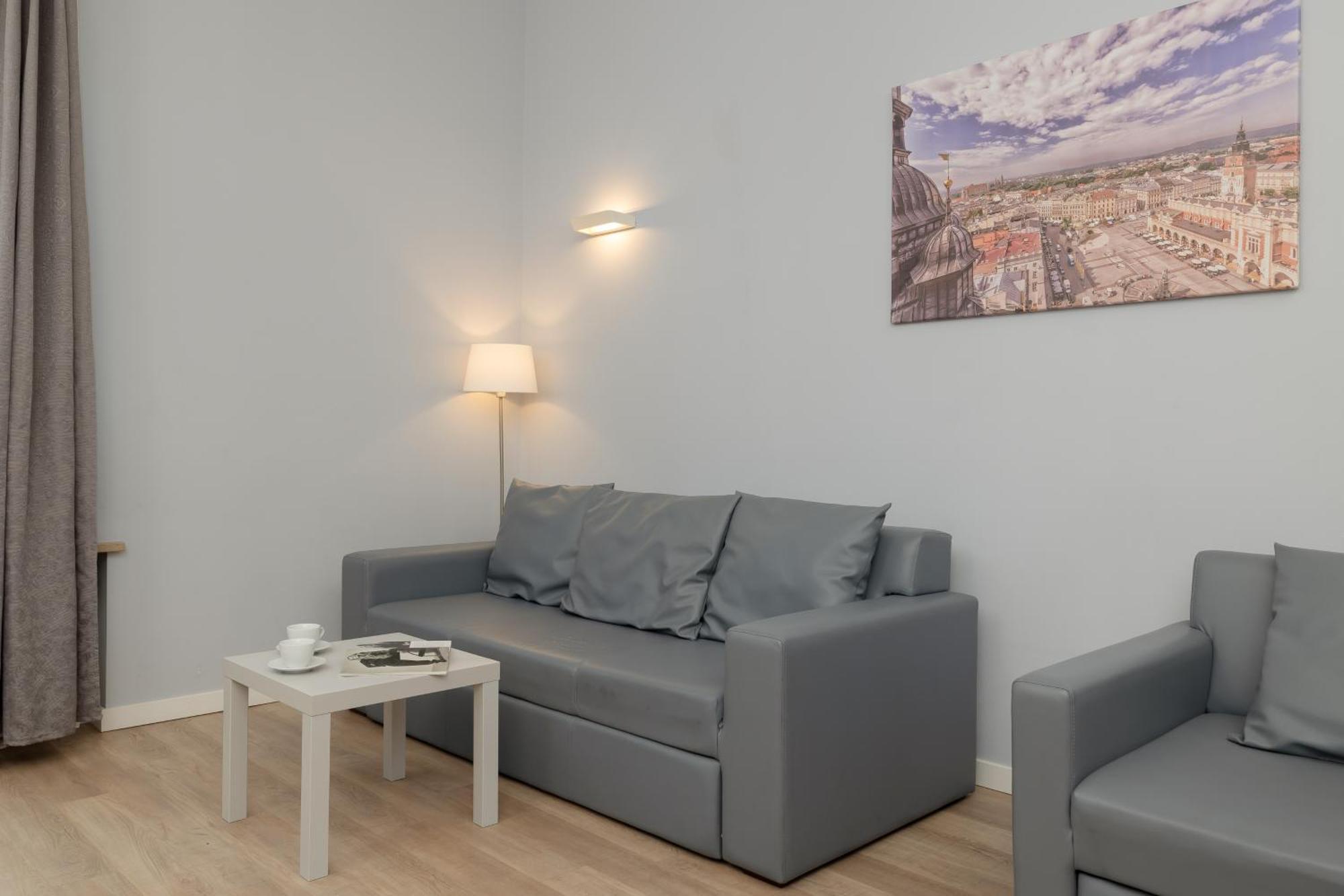 Central Planty Park Apartment Lobzowska By Noclegi Renters Cracóvia Exterior foto